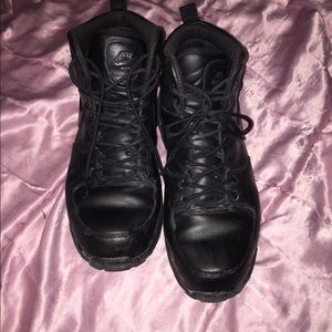 nike manoa boots size 12